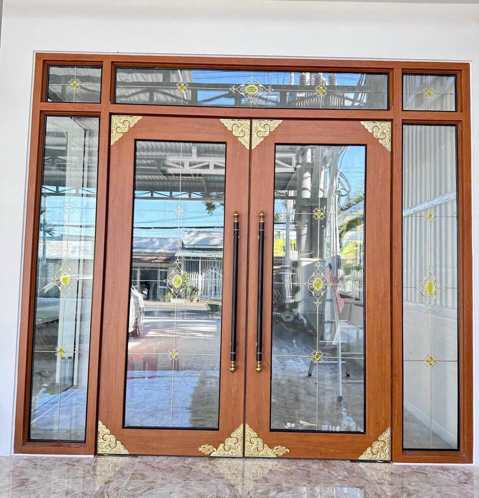 cửa nh&ocirc;m thủy lực