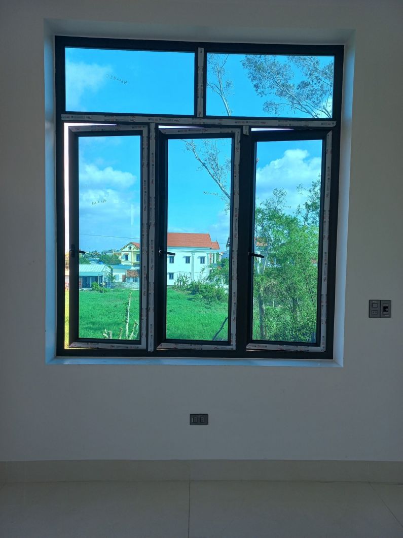 cửa nh&ocirc;m suco