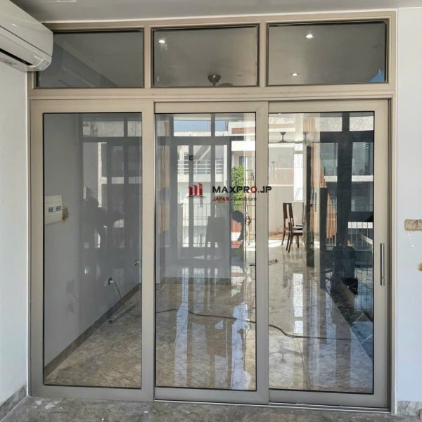 cửa nh&ocirc;m maxpro