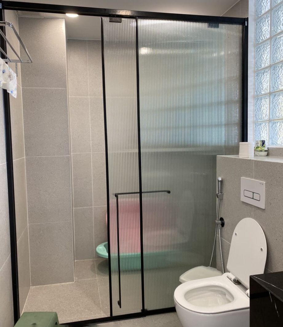 cửa nh&ocirc;m slim ph&ograve;ng tắm