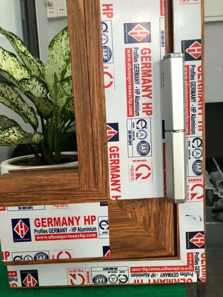 nh&ocirc;m thanh định h&igrave;nh