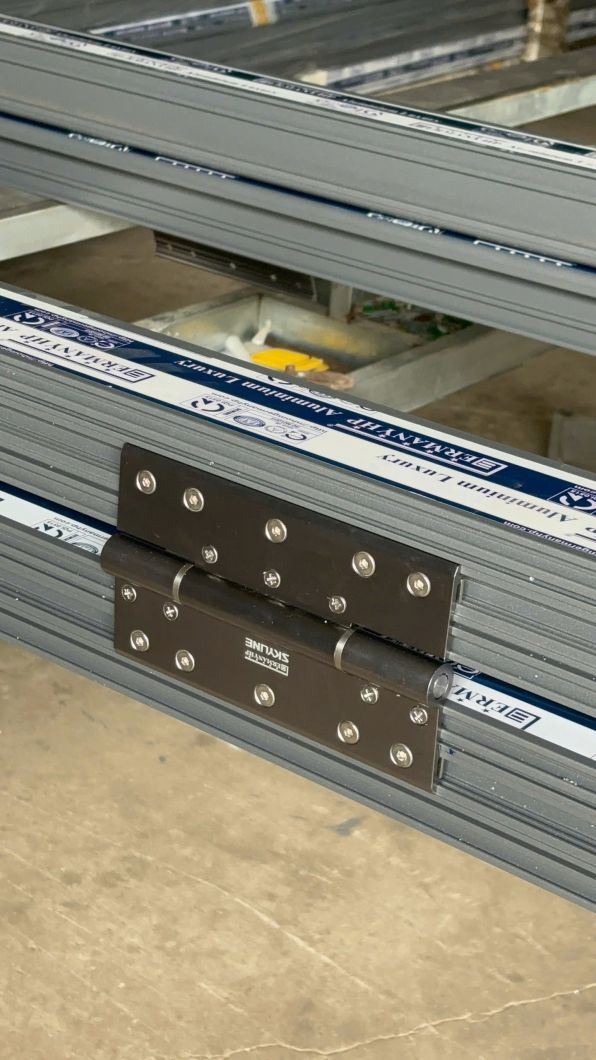 Cửa Nh&ocirc;m Mở 2 Chiều Cao Cấp