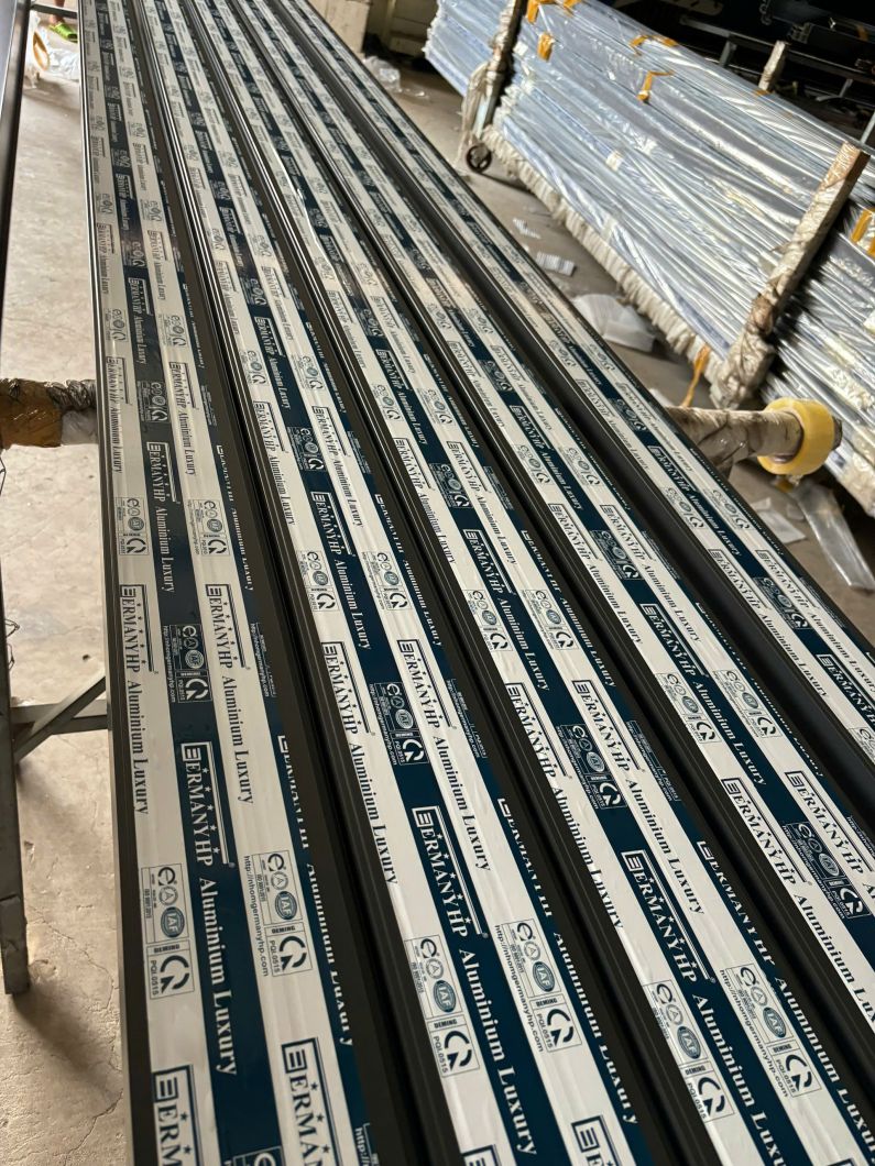 Nh&ocirc;m Germany Luxury