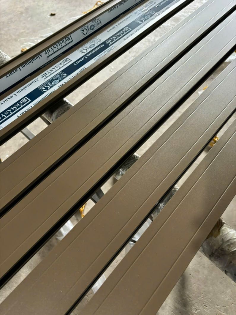 Nh&ocirc;m Germany Luxury