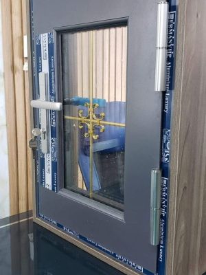 Riview về cửa nhôm Châu Âu sơn bảo hành công nghệ ô tô